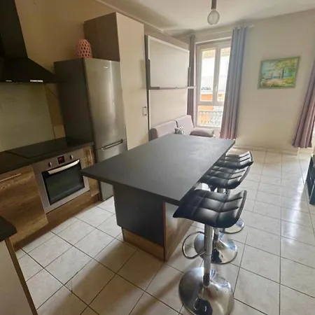 2 With Wifi In The Heart Of Nice
